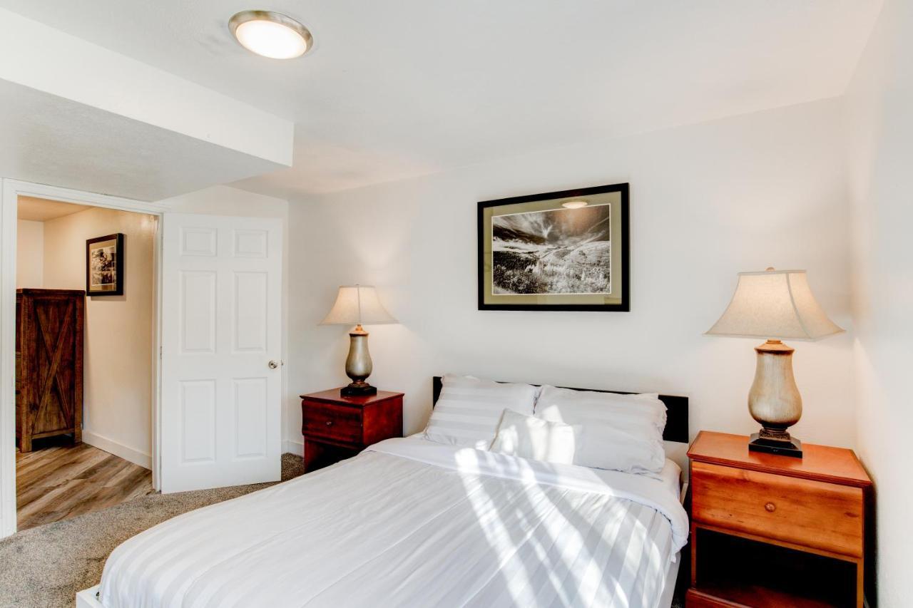 Modern Private Whole Unit 4 Bedroom Guest Suite King Bed ソルトレイクシティ エクステリア 写真