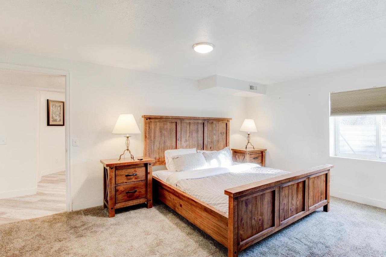 Modern Private Whole Unit 4 Bedroom Guest Suite King Bed ソルトレイクシティ エクステリア 写真